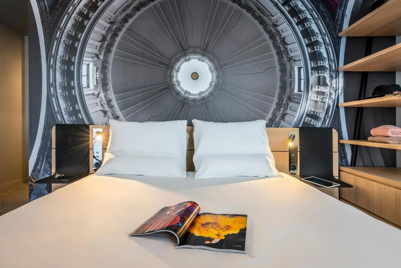 Hotel Novotel 20 Belleville Parigi
