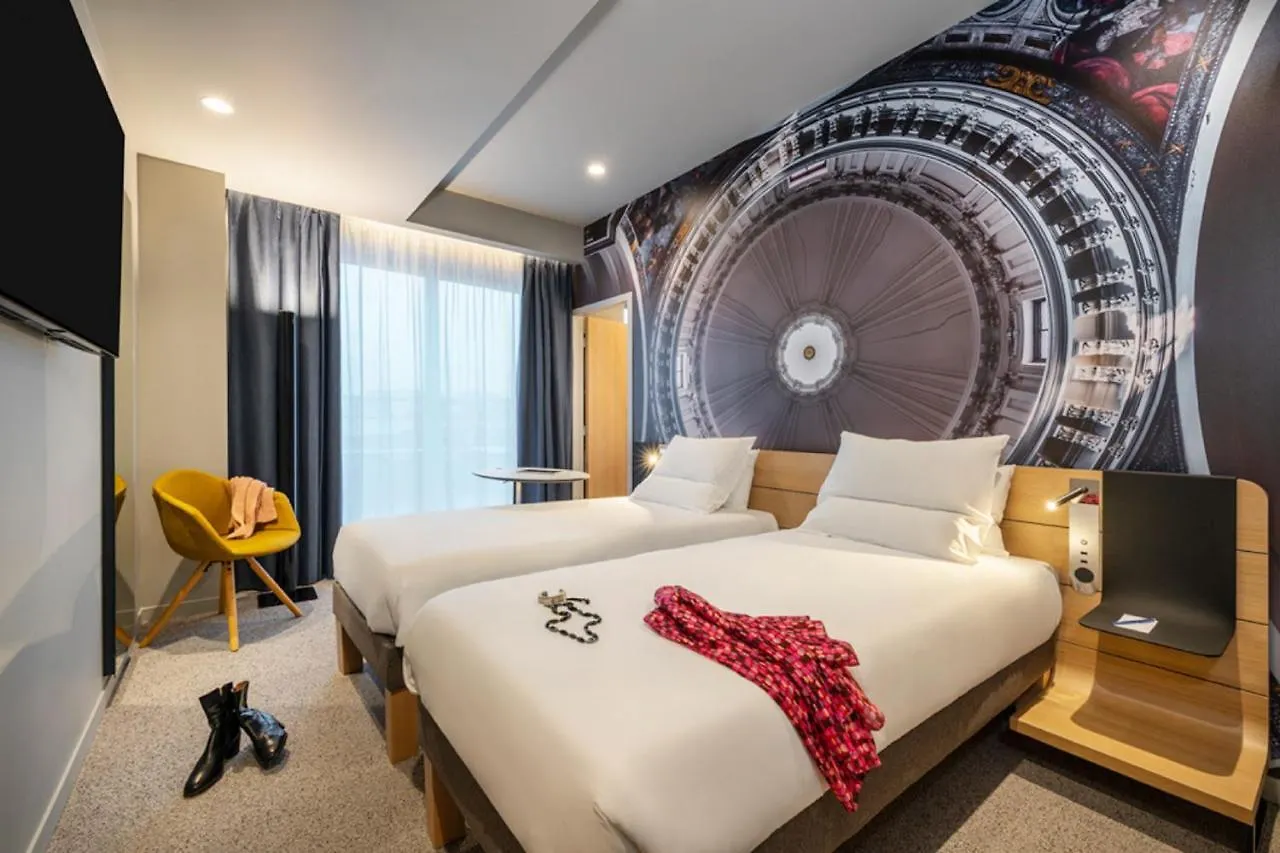 Novotel 20 Belleville Hotel Paris