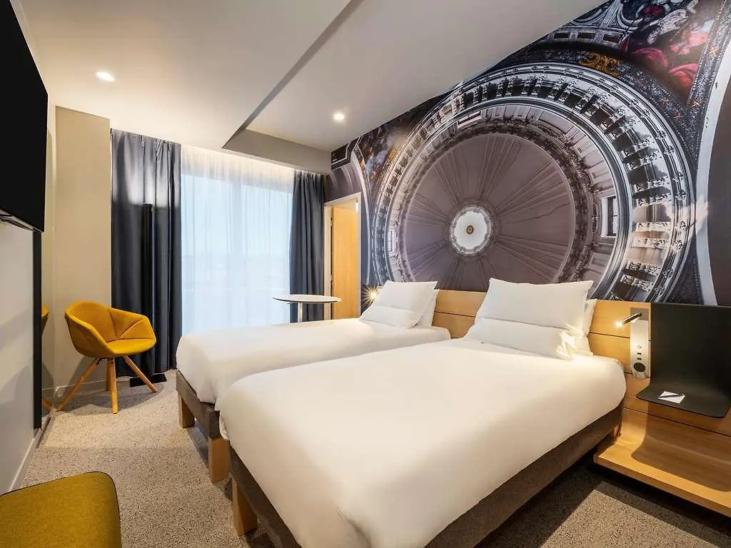 Hotel Novotel 20 Belleville Parigi